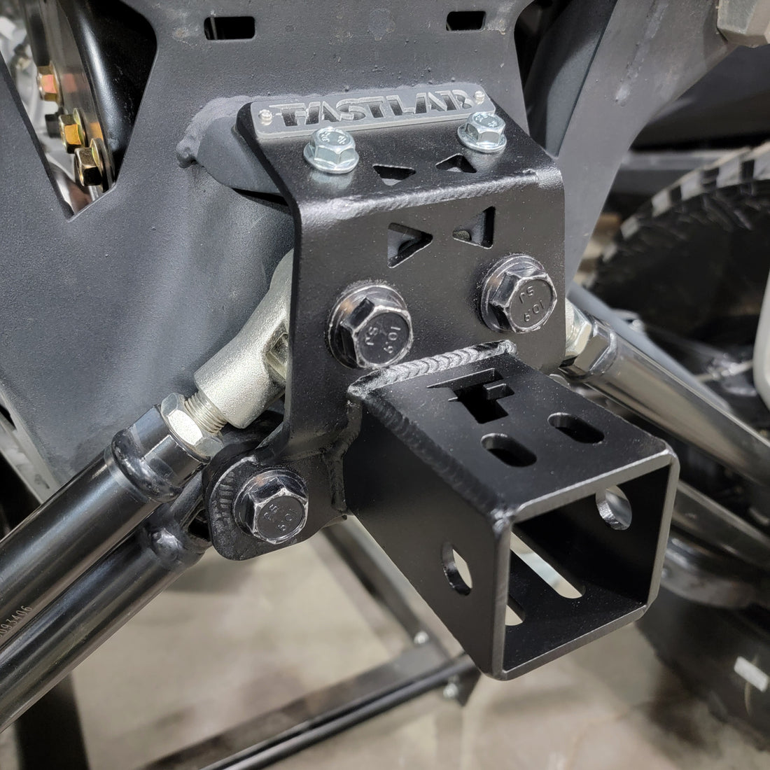 FastLab Can-am Maverick R Hitch Pull Plate – Pro UTV Parts